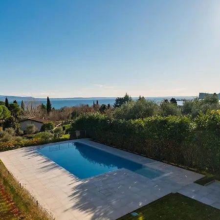 Apartment Garda Blue Luxury San Felice del Benaco