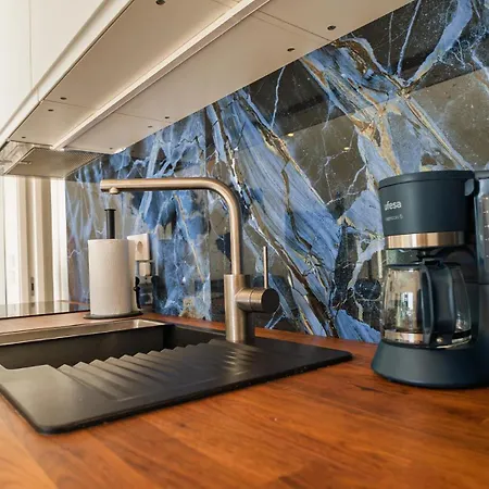 Apartment Garda Blue Luxury San Felice del Benaco