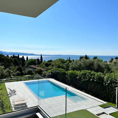 Garda Blue Luxury * San Felice del Benaco